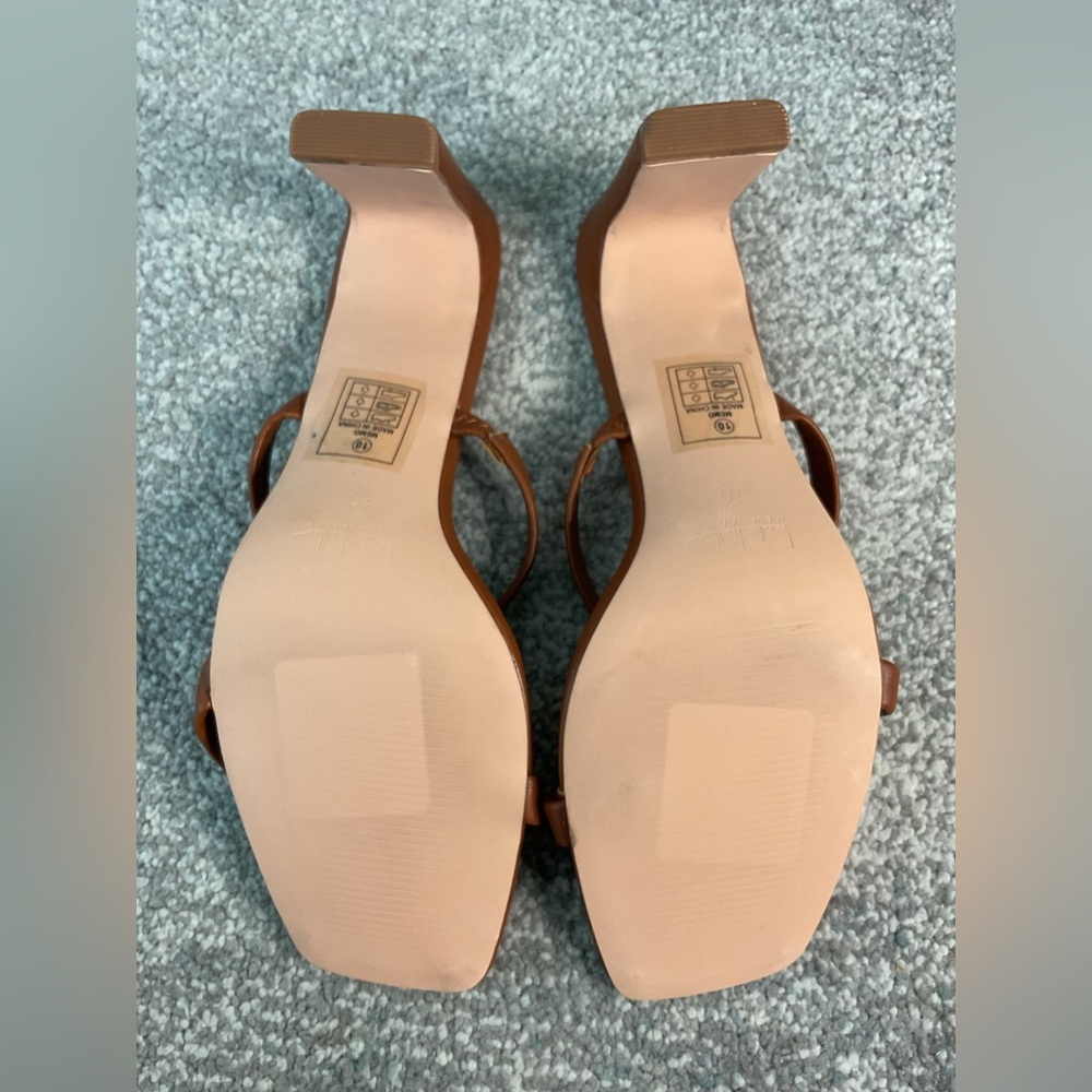 Nicole Miller Memo Double Band, Square-toe, Heeled Sandals - Size 10 (NWOB) - Picture 9 of 10